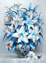 Blue lily 30x40cm